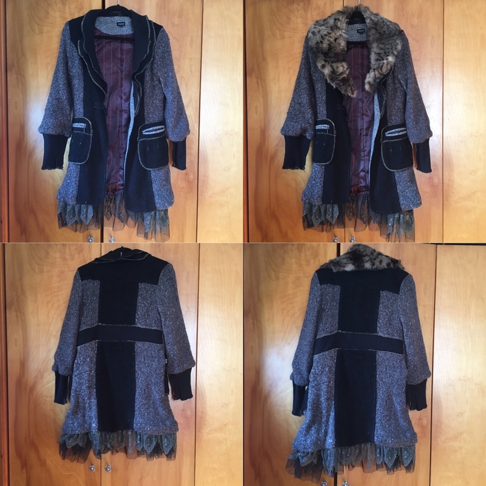 Gorgeous Wool Coat with Detatchable Fur and Lace
